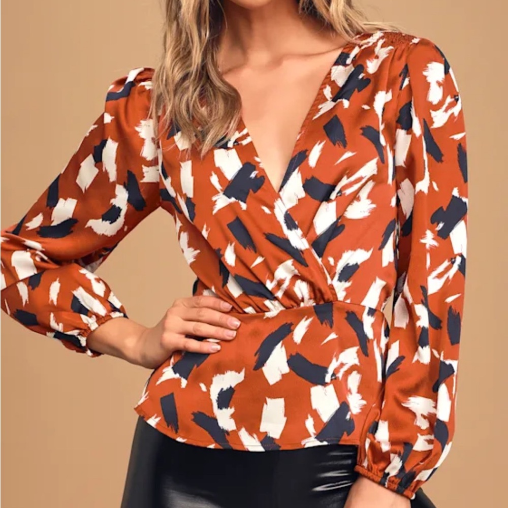 Women's Rust Patterned Wrap Top